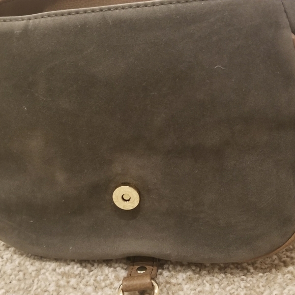 💖💥New to the closet💥💖NWOT Olive green Suede handbag - Picture 15 of 15